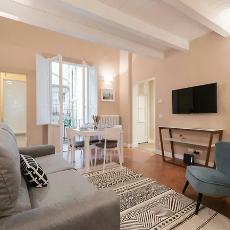Apartment Scala Via Borgo Pinti *
